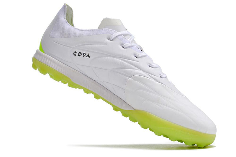 Chuteira  Copa Pure 3 Society