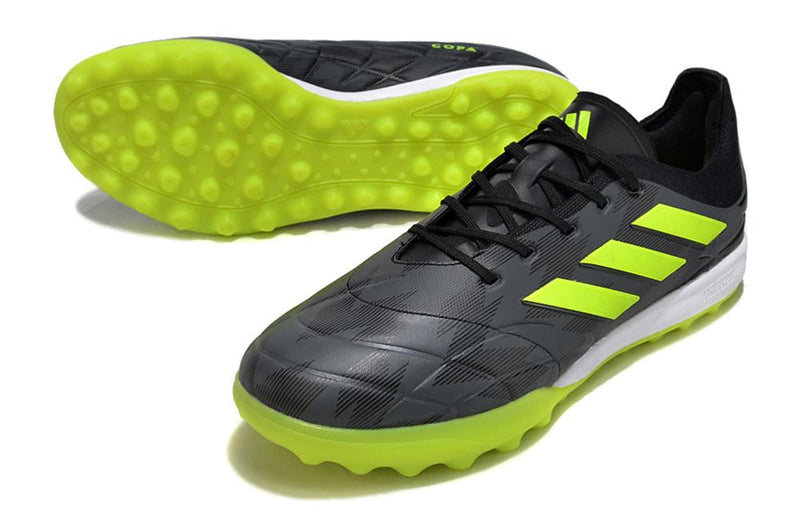 Chuteira  Copa Pure 3 Society