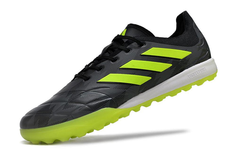 Chuteira  Copa Pure 3 Society
