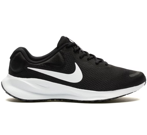 Tênis Nike Revolution 7