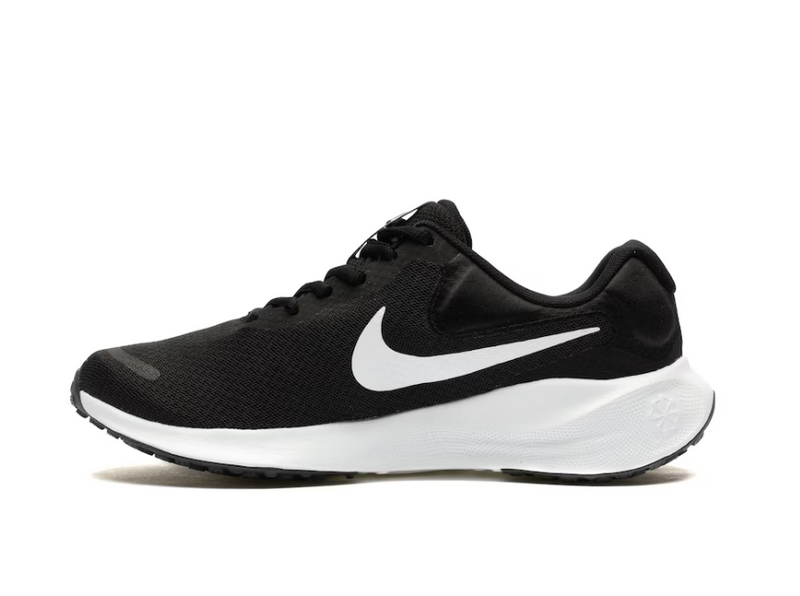 Tênis Nike Revolution 7